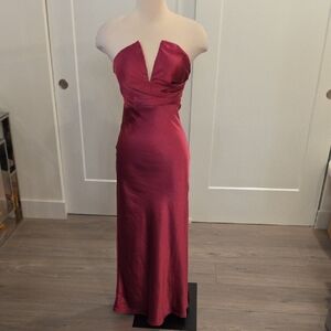 Miramar Sireno women’s Strapless Satiny Gown in Fuchsia size S new with tags